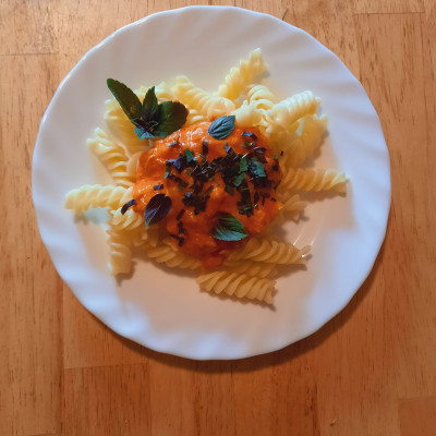 Tomaten.Basilikum.Sauce