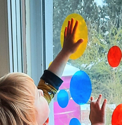 Ein Gelb für das Fenster