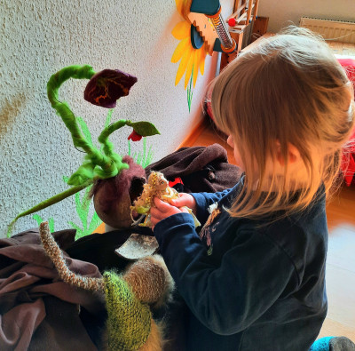 Mitmach.Theater: Die Elfe aus der Blumenzwiebel