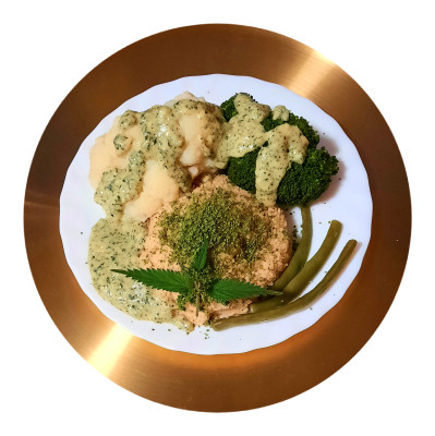 Kartoffelbrei, Blumenkohl, Brokkoli, Brennessel.Hollandaise